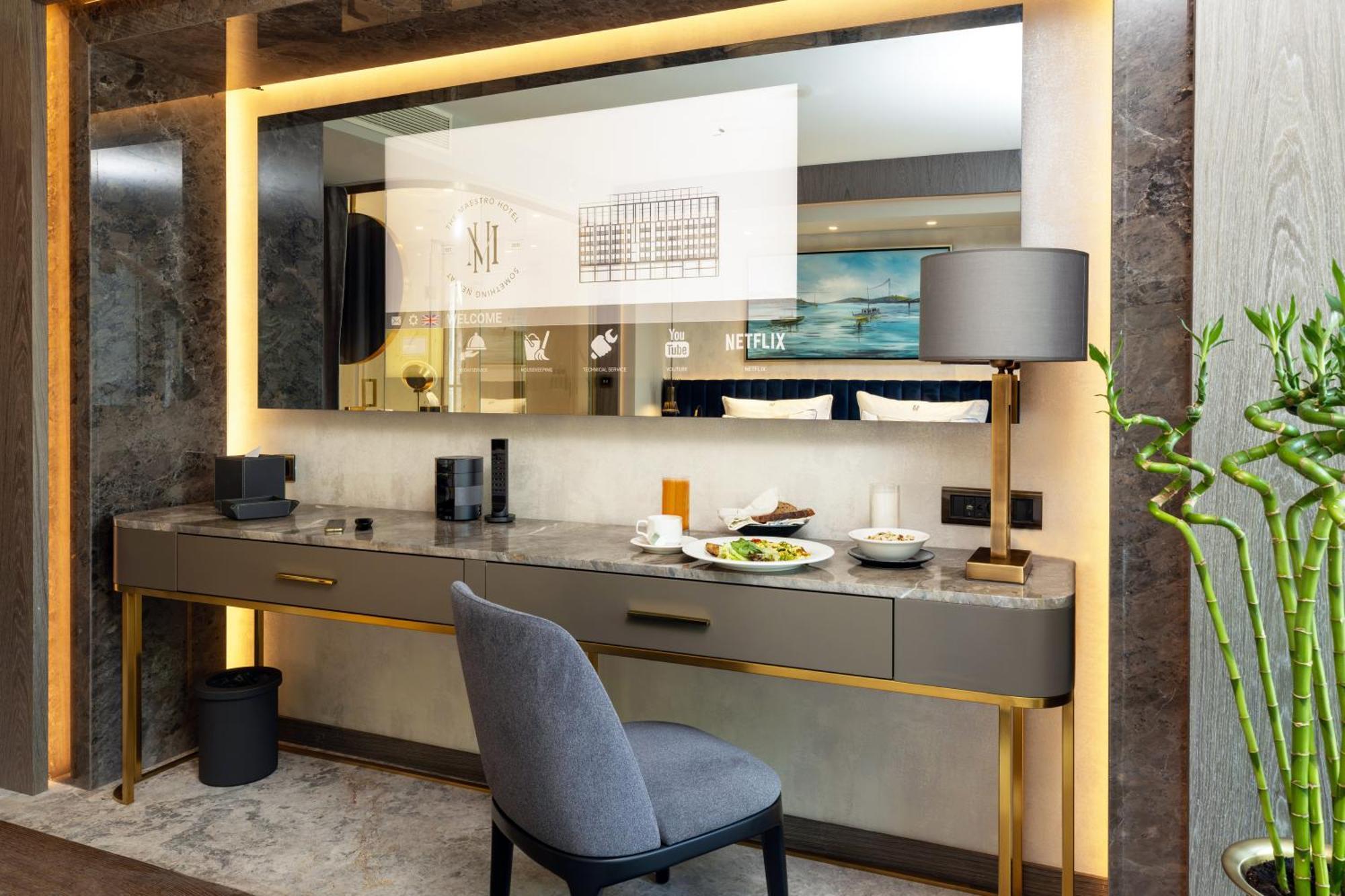 The Maestro Hotel Istanbul Exterior photo